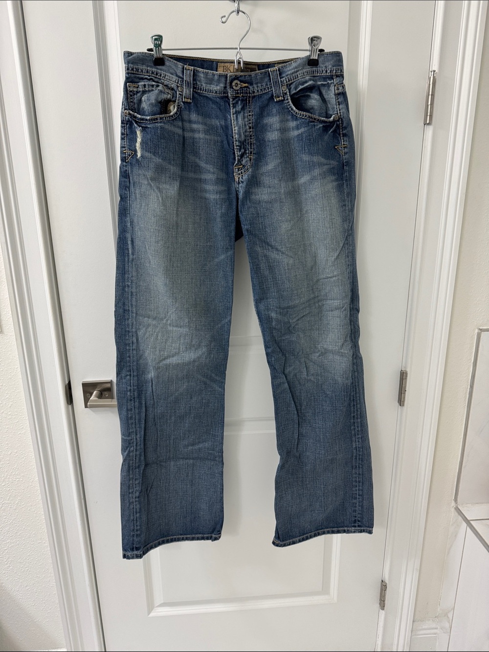 Buckle BKE Men's Tyler Relaxed Washed Jeans